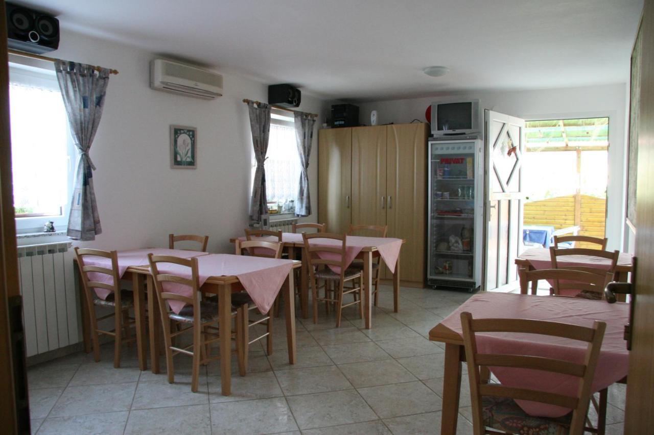 Pension Nina Umag Extérieur photo